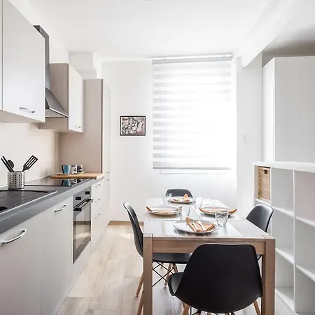 Dapezz Viavai Tourist House Bologne